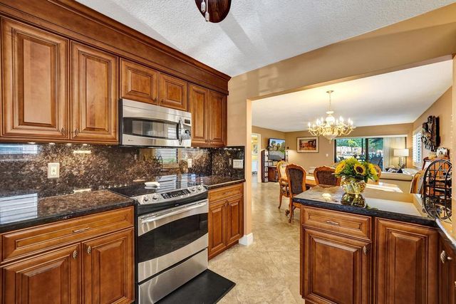 2210 SW 92ND Terrace 2702, Davie, FL 33324