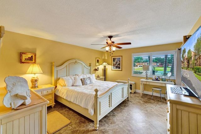2210 SW 92ND Terrace 2702, Davie, FL 33324