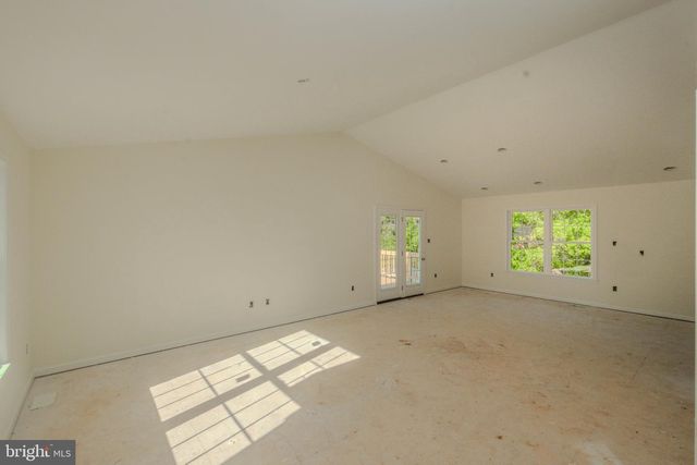 80 POPLAR VIEW RD, Front Royal, VA 22630