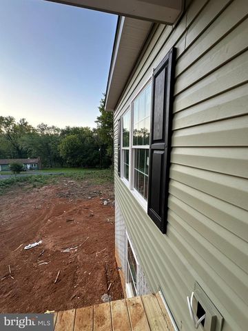 80 POPLAR VIEW RD, Front Royal, VA 22630