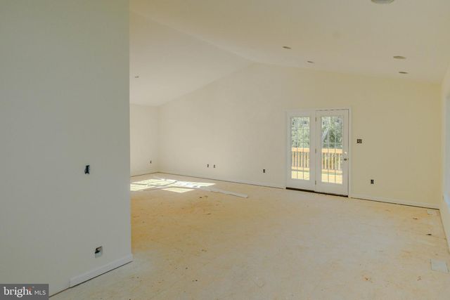 80 POPLAR VIEW RD, Front Royal, VA 22630