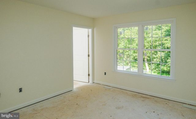 80 POPLAR VIEW RD, Front Royal, VA 22630