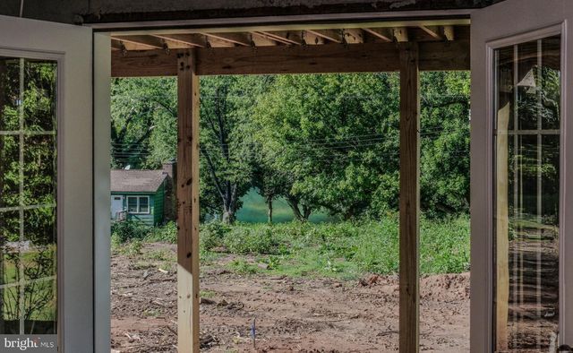 80 POPLAR VIEW RD, Front Royal, VA 22630