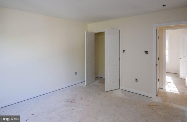 80 POPLAR VIEW RD, Front Royal, VA 22630
