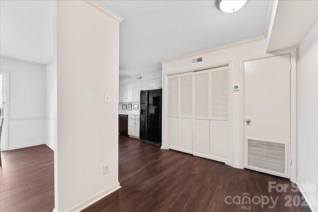 3500 Colony Road J, Charlotte, NC 28211