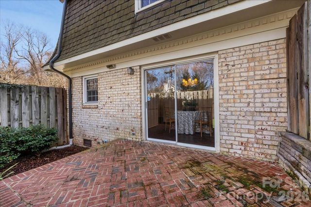 3500 Colony Road J, Charlotte, NC 28211