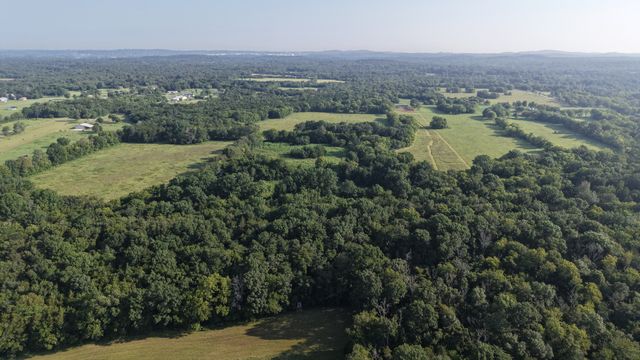 2360 Vesta Road, Lebanon, TN 37090