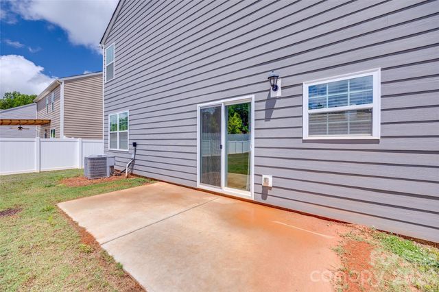 3513 Sycamore Crossing Court, Mount Holly, NC 28120