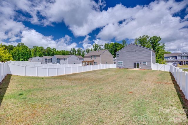 3513 Sycamore Crossing Court, Mount Holly, NC 28120