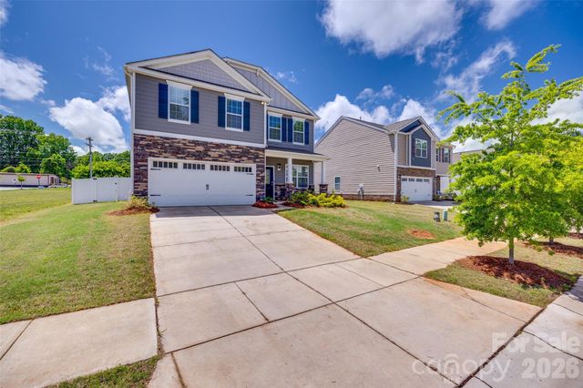 3513 Sycamore Crossing Court, Mount Holly, NC 28120