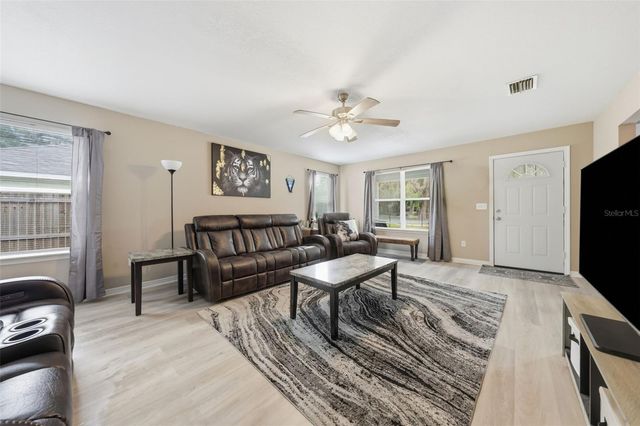 2611 NW 1ST AVENUE, Ocala, FL 34475