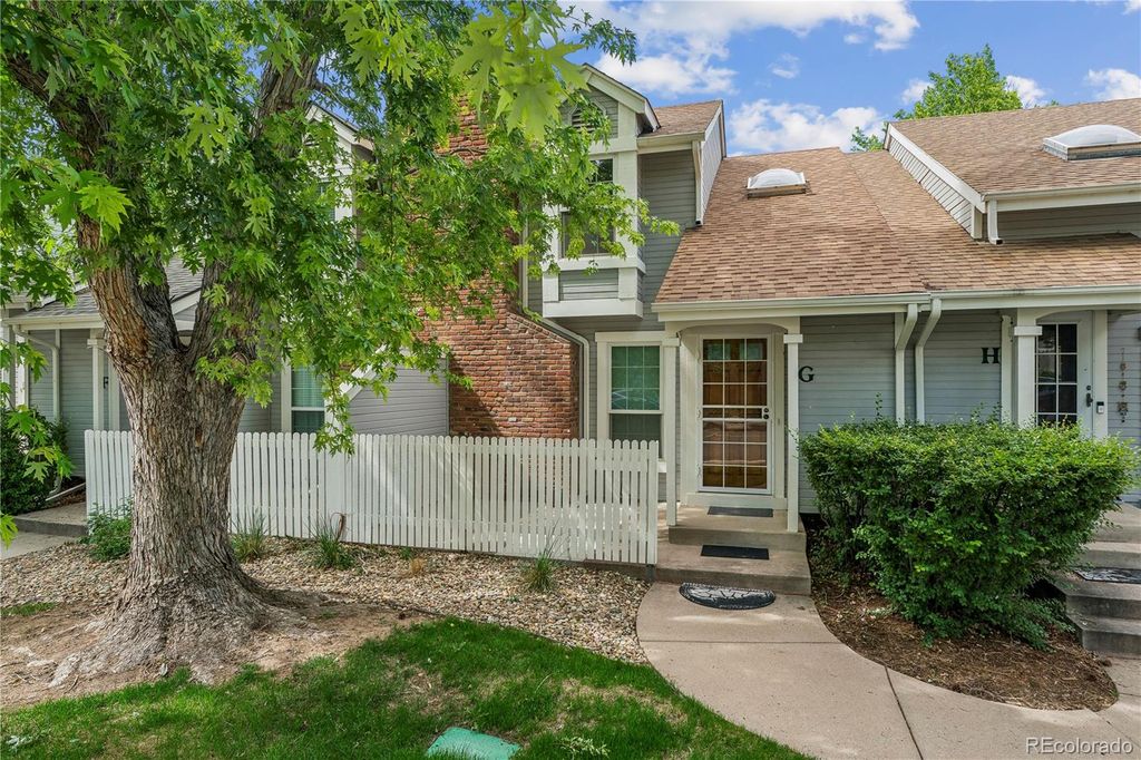 2811 W Long Drive G, Littleton, CO 80120