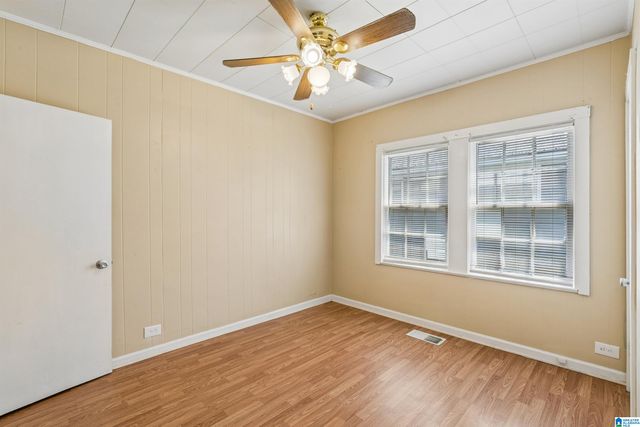 2015 30TH AVENUE N, Hueytown, AL 35023