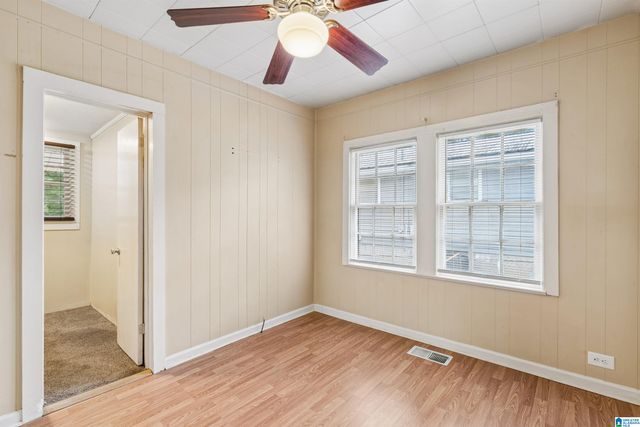 2015 30TH AVENUE N, Hueytown, AL 35023