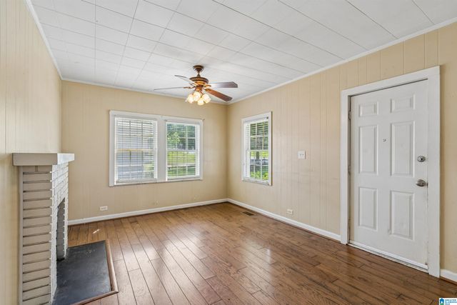 2015 30TH AVENUE N, Hueytown, AL 35023