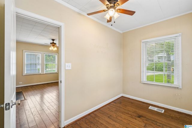 2015 30TH AVENUE N, Hueytown, AL 35023
