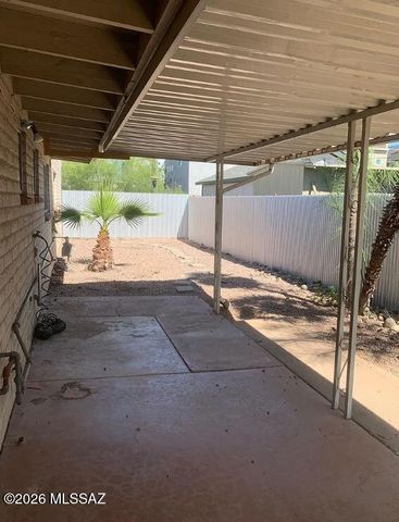 2842 N Eastgate Drive, Tucson, AZ 85712