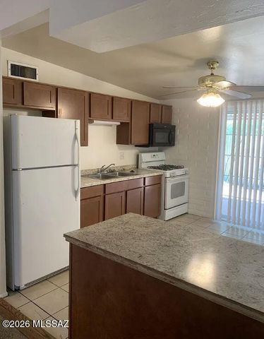 2842 N Eastgate Drive, Tucson, AZ 85712