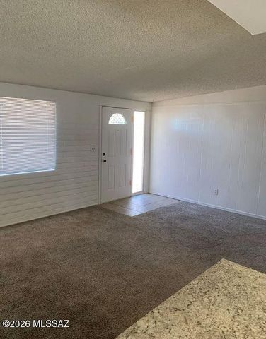 2842 N Eastgate Drive, Tucson, AZ 85712