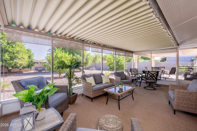 16846 N MEADOW PARK Drive, Sun City, AZ 85351
