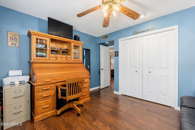 16846 N MEADOW PARK Drive, Sun City, AZ 85351