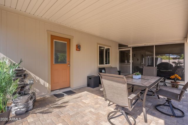 16846 N MEADOW PARK Drive, Sun City, AZ 85351