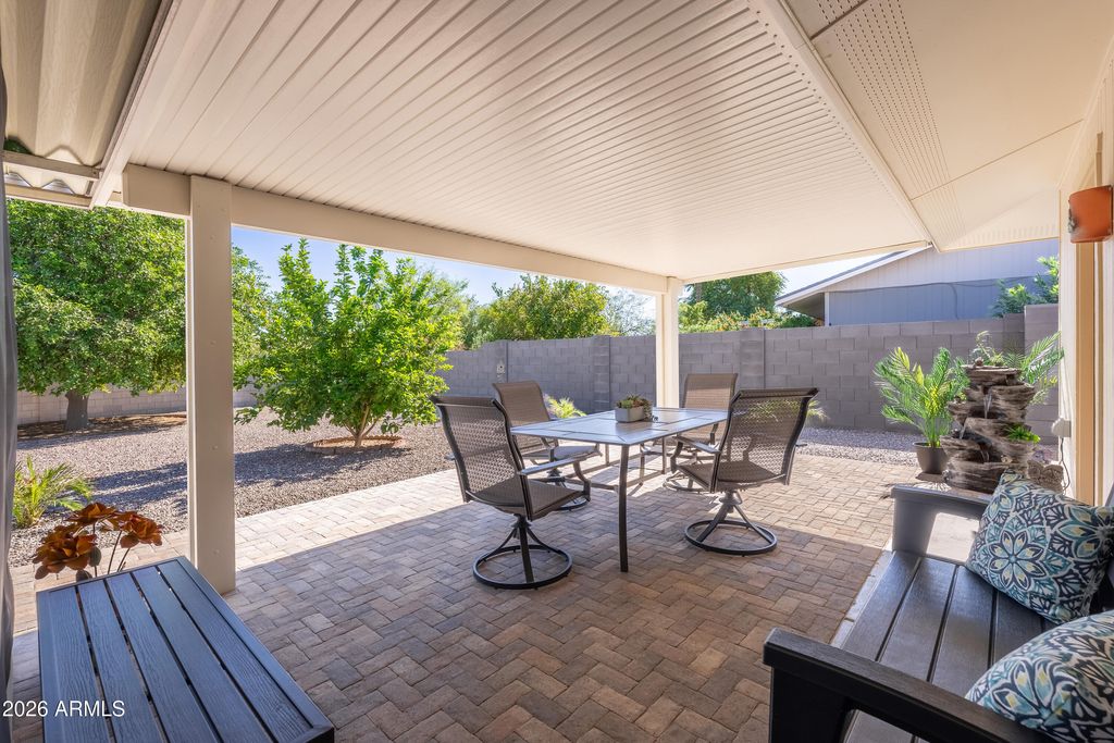 16846 N MEADOW PARK Drive, Sun City, AZ 85351 — photo 3