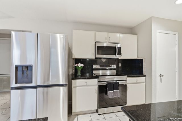 814 Inks Farm, San Antonio, TX 78228