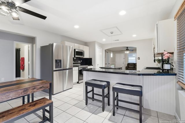 814 Inks Farm, San Antonio, TX 78228