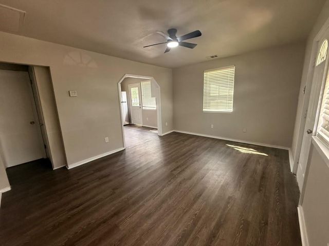 8432 Garland Street, Houston, TX 77017