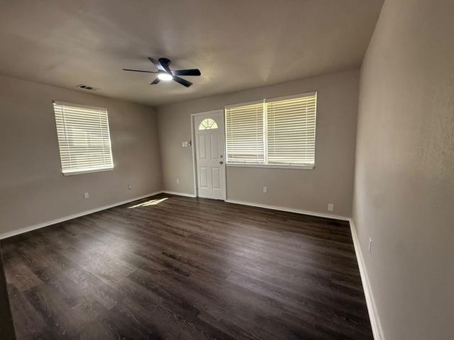 8432 Garland Street, Houston, TX 77017