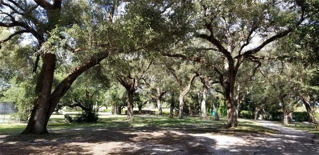 1831 S Sabal Palm Drive 105, Davie, FL 33324