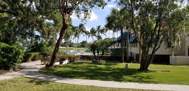 1831 S Sabal Palm Drive 105, Davie, FL 33324