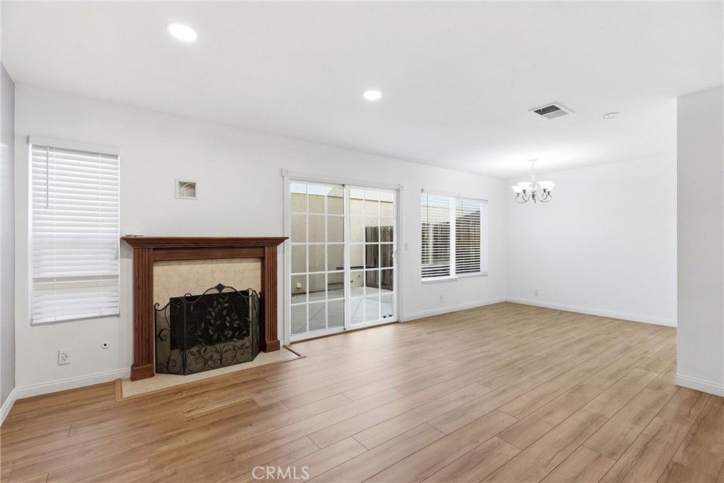 8 Silverwood, Irvine, CA 92604 — photo 3