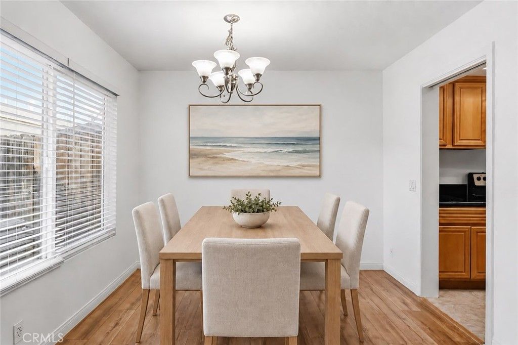 8 Silverwood, Irvine, CA 92604 — photo 5