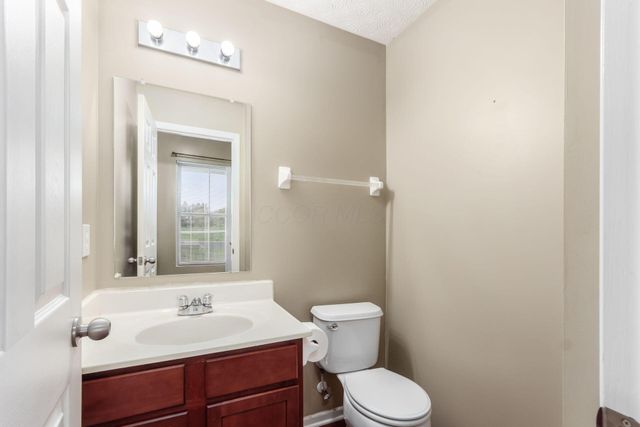 9325 Cliff Springs Trail, Columbus, OH 43240