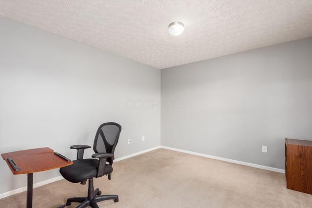 9325 Cliff Springs Trail, Columbus, OH 43240
