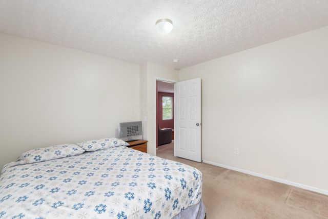 9325 Cliff Springs Trail, Columbus, OH 43240
