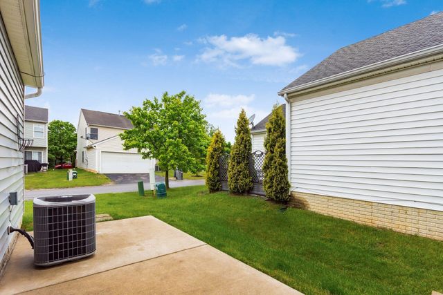 9325 Cliff Springs Trail, Columbus, OH 43240