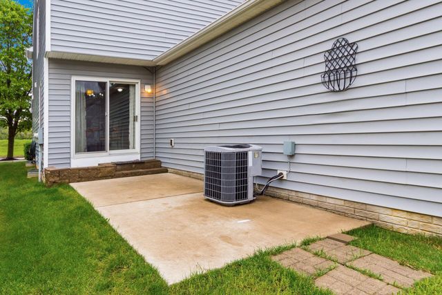 9325 Cliff Springs Trail, Columbus, OH 43240
