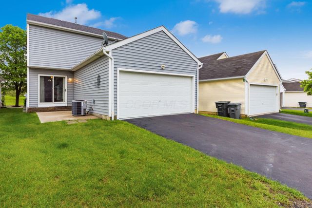9325 Cliff Springs Trail, Columbus, OH 43240