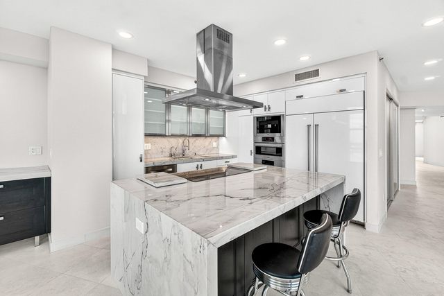 3740 S Ocean Boulevard 1102, Highland Beach, FL 33487