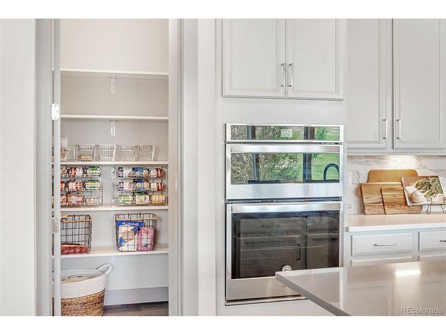 9352 Yucca Way, Arvada, CO 80007