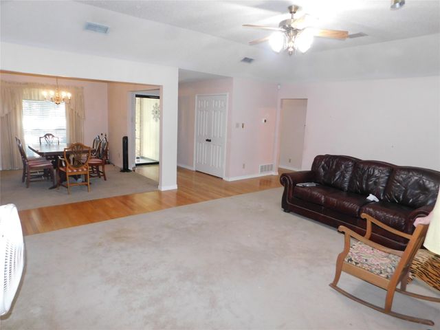 6749 Ridgewood Drive, North Richland Hills, TX 76182