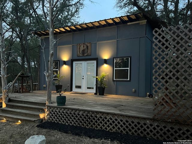 124 Valley Creek, Cedar Creek, TX 78612