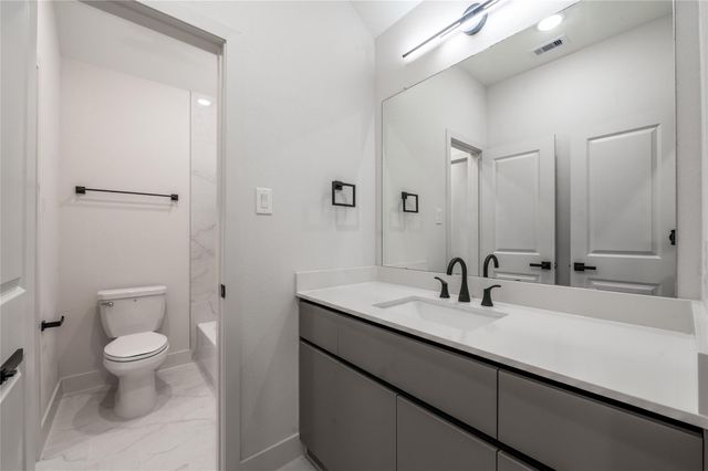 14113A Bridgeport, Houston, TX 77047