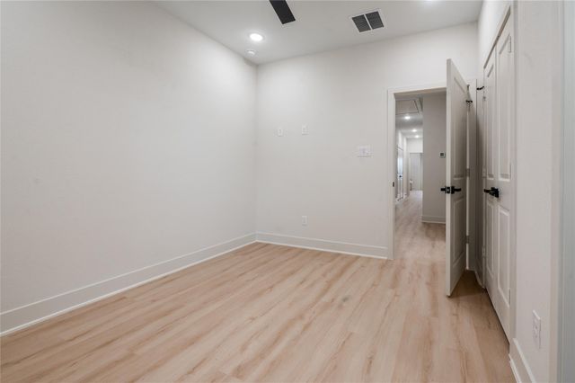14113A Bridgeport, Houston, TX 77047