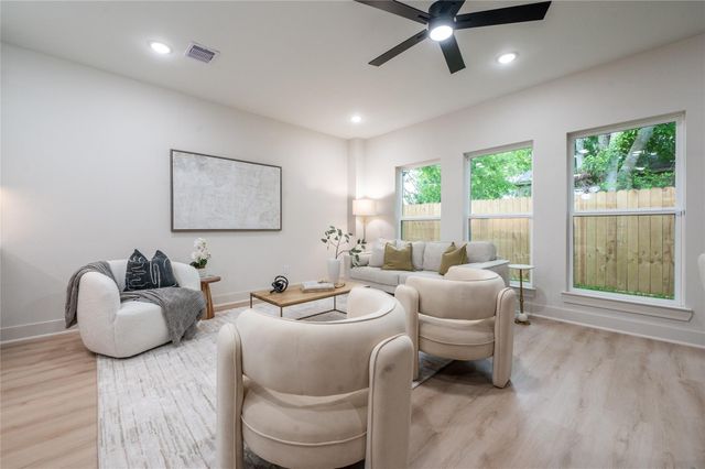 14113A Bridgeport, Houston, TX 77047