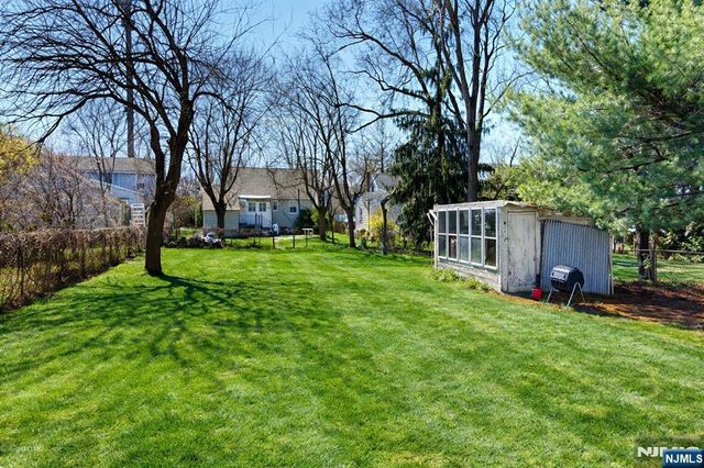 16 Tooker Avenue, Springfield, NJ 07081