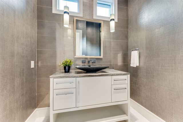 4326 Pomona Road, Dallas, TX 75209